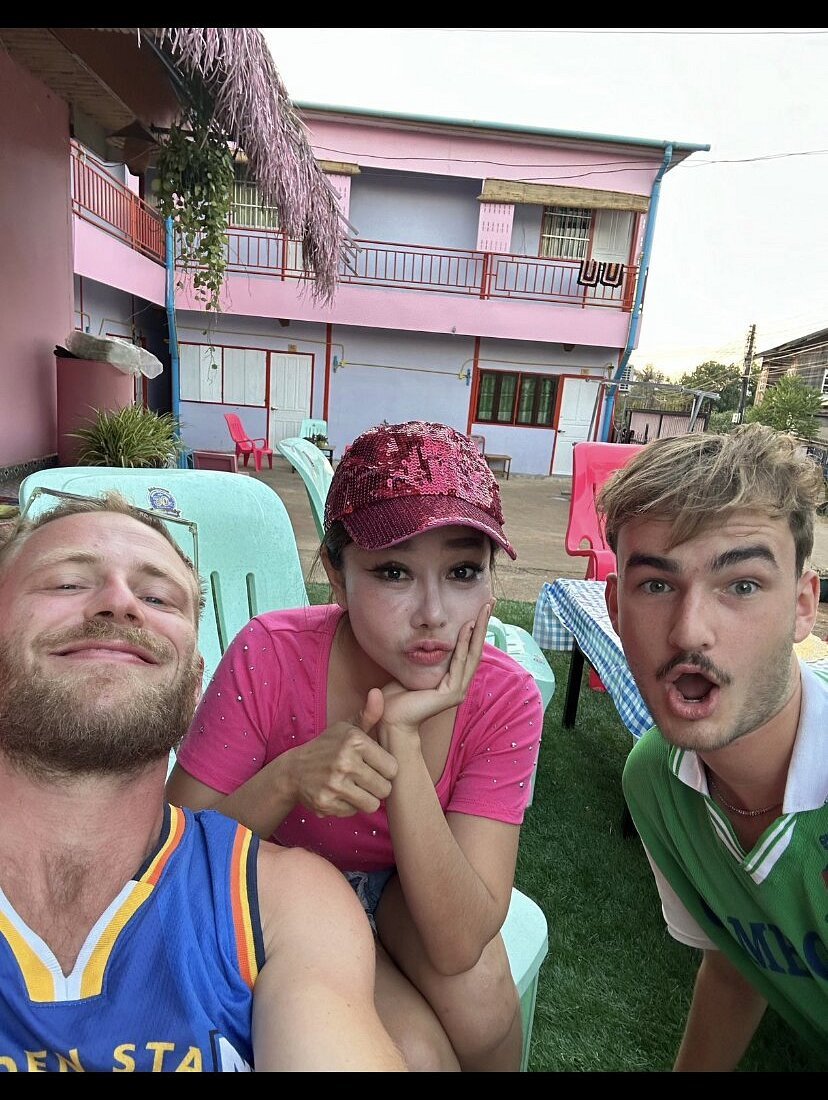 ດ້ານນອກຂອງ Heaven Guesthouse ໃນປາກເຊ
